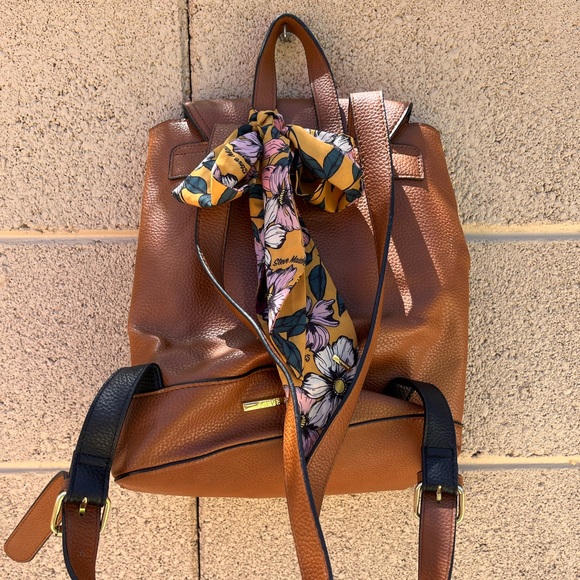 Steve Madden Faux Leather Backpack Purse with Floral Design - Picture 3 of 5